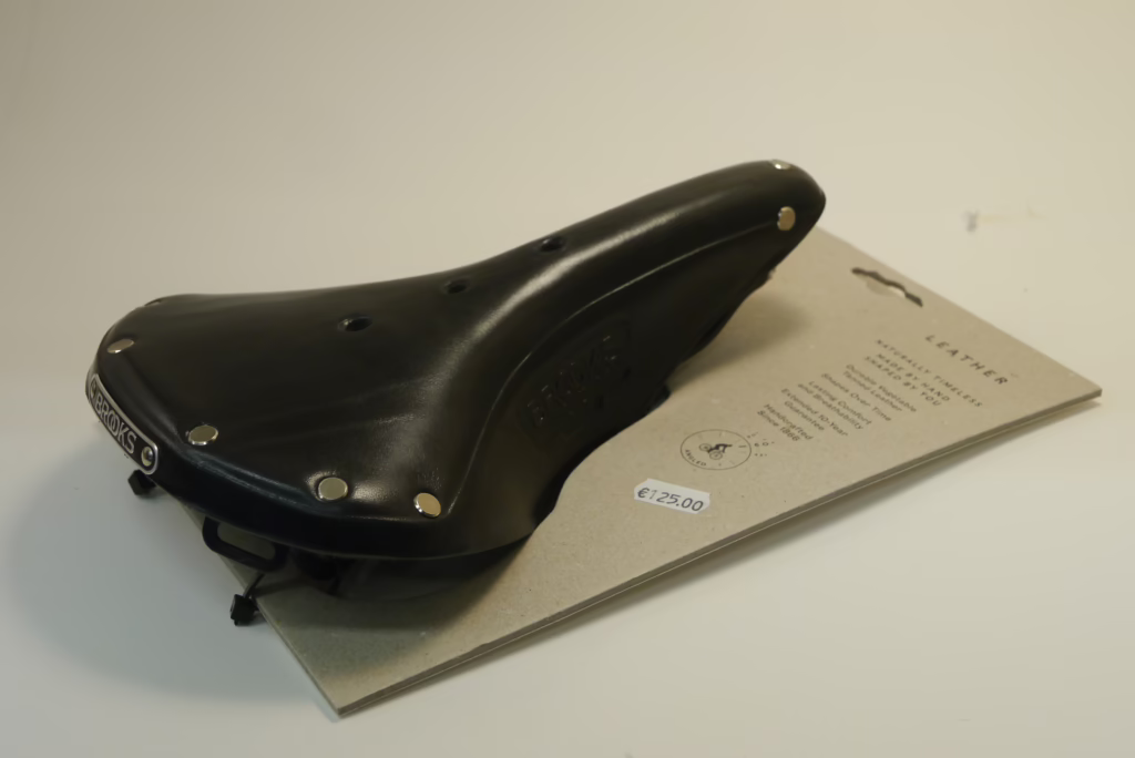 Brooks B17 nahkasatula